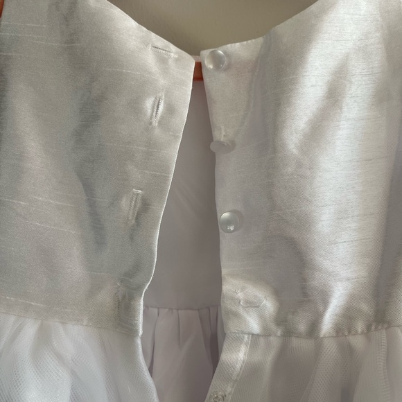 David's Bridal Cream Kids Formal Dress - Picture 4 of 6